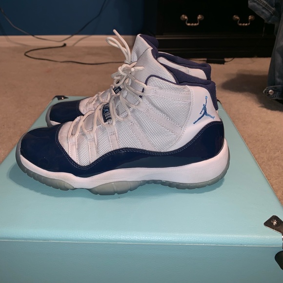 Retro 11’s worn a couple of times - Picture 2 of 4